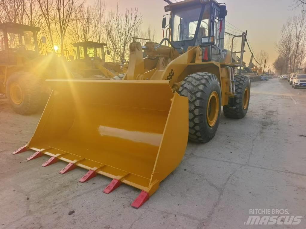 CAT 966G Ładowarki kołowe