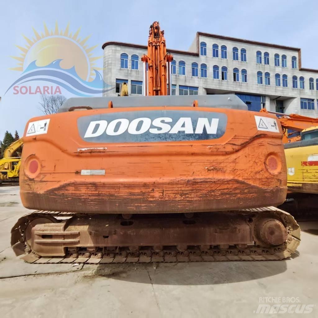 Doosan DX 300 LC Koparki gąsienicowe