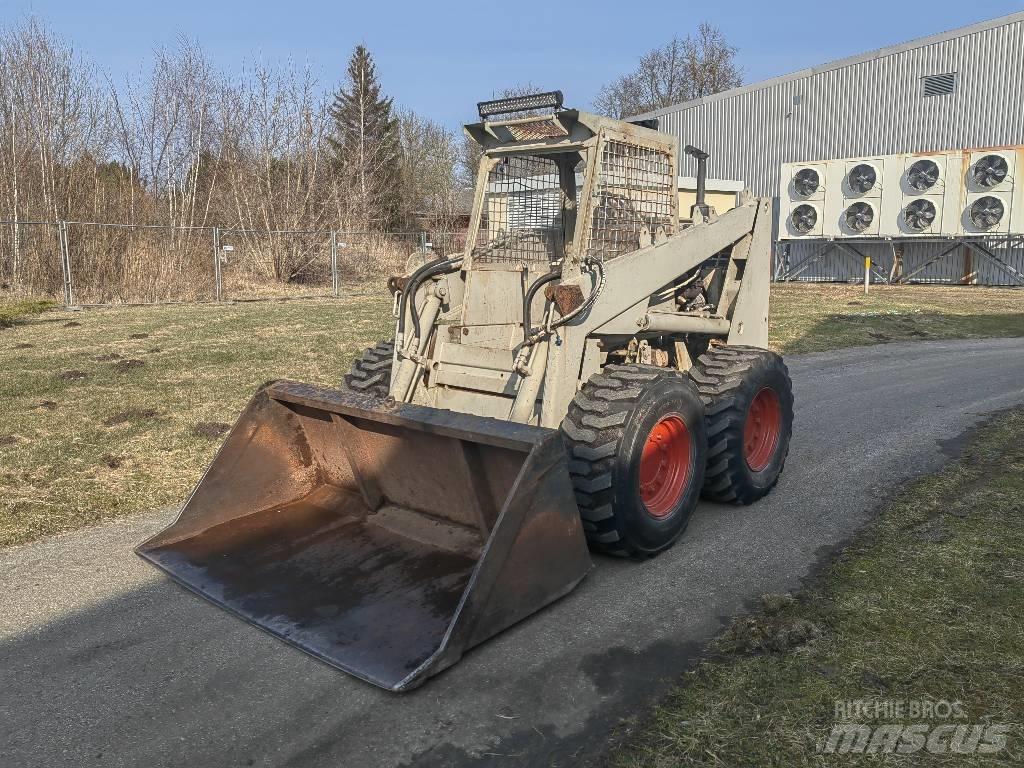 Bobcat M 970 Ładowarki burtowe