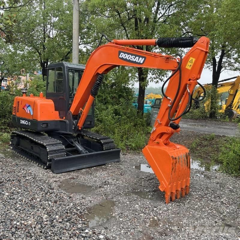 Doosan DH 60 Minikoparki