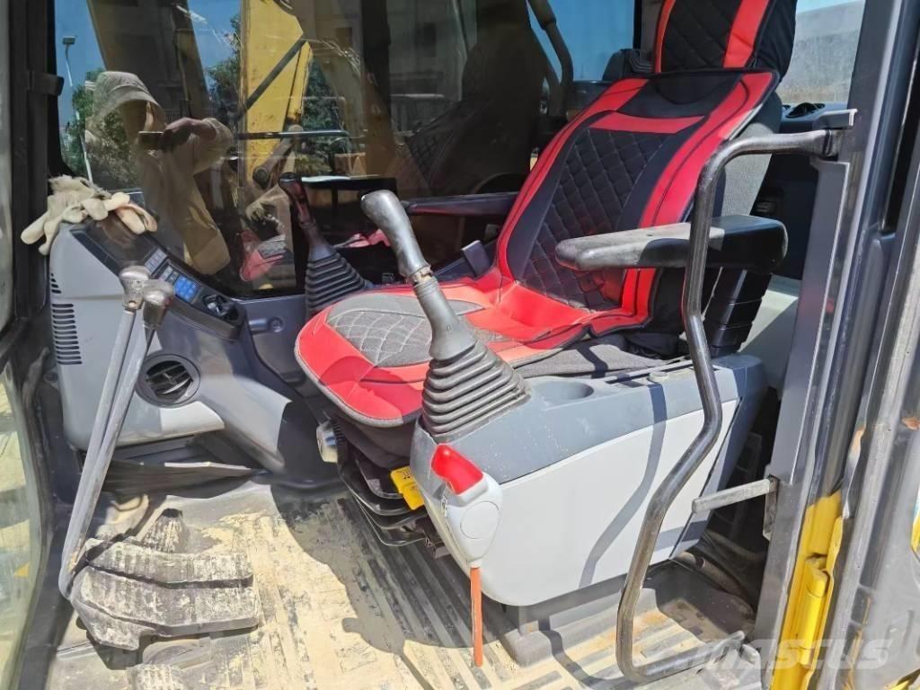 Komatsu PC 450-8 Koparki gąsienicowe