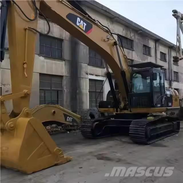 CAT 324 D Koparki gąsienicowe