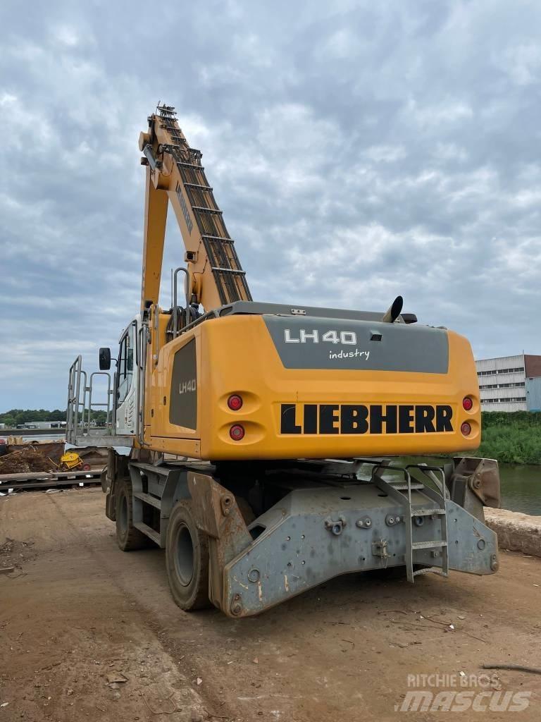 Liebherr LH40M Koparki przeładunkowe