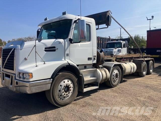 Volvo VHD Ciężarówki z wymienną zabudową