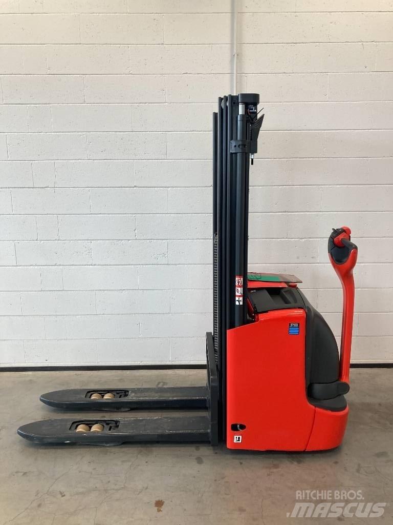 Linde L12i/1172 Wózki widłowe unoszące z dyszlem