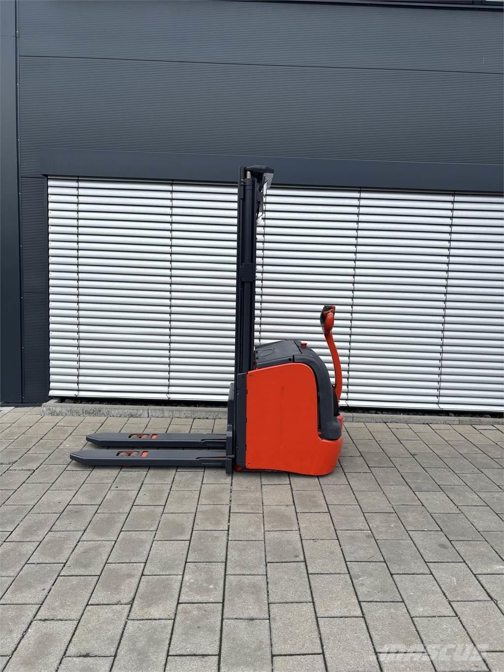 Linde L16 Samojezdne maszyny do załadunku