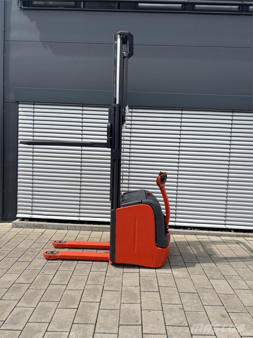 Linde L16 Samojezdne maszyny do załadunku