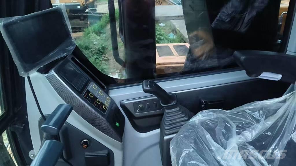 Hyundai HX220S Koparki gąsienicowe