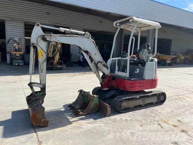 Takeuchi TB23R Minikoparki