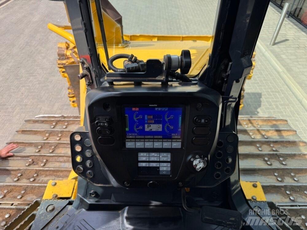 Komatsu D61PXi-24EO Spycharki gąsienicowe