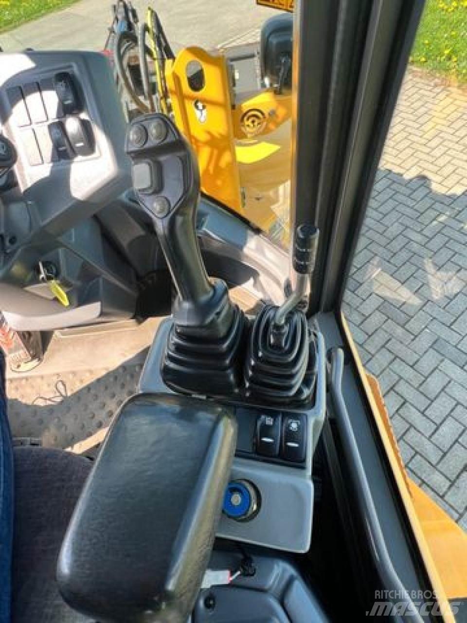 Volvo L30G Ładowarki kołowe