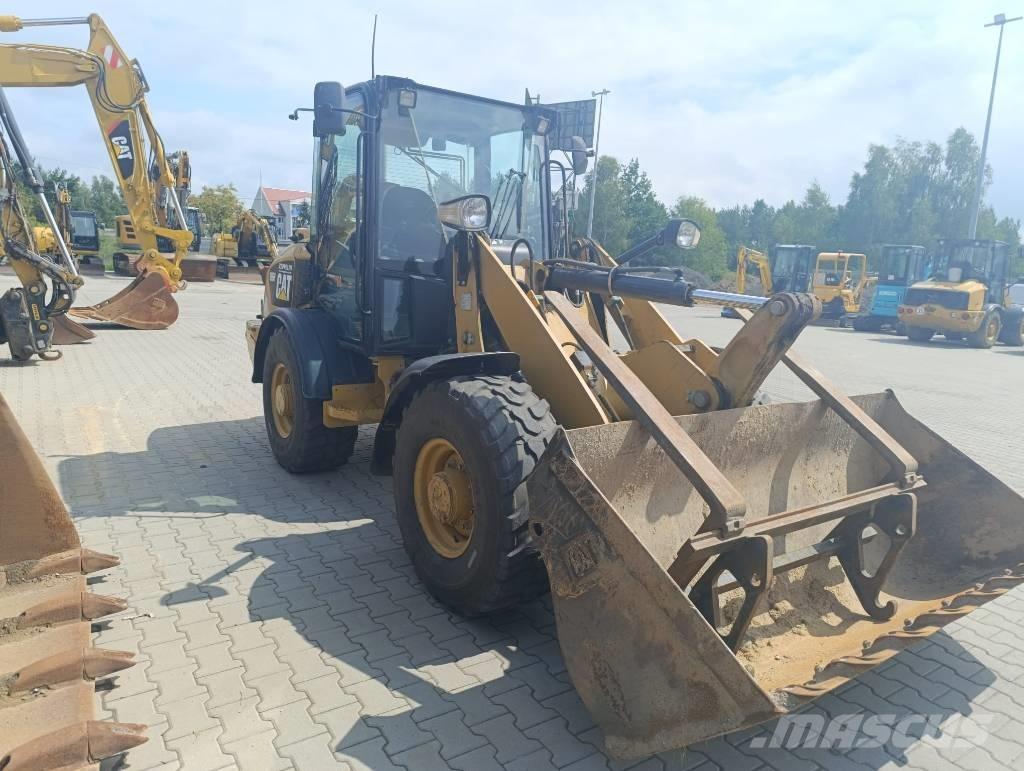 CAT 906 H Ładowarki kołowe