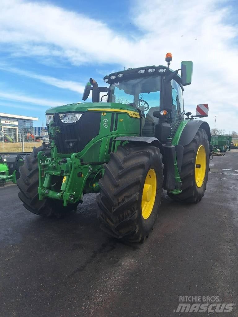 John Deere 6R250 Ciągniki rolnicze