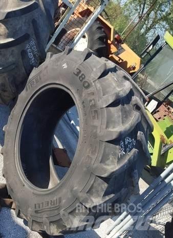  Pneu 14.9R28 Opony, koła i felgi