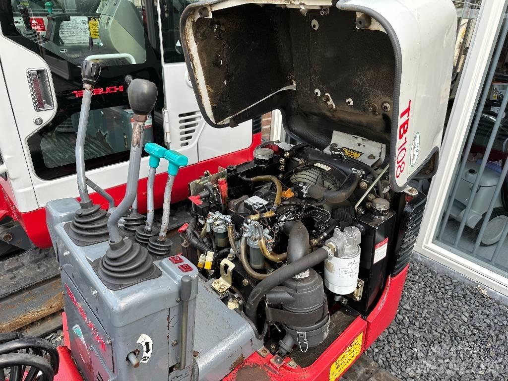 Takeuchi TB108 Minikoparki