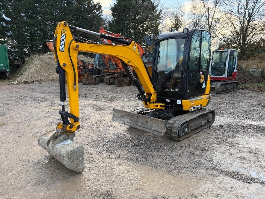 JCB 8026 CTS Minikoparki