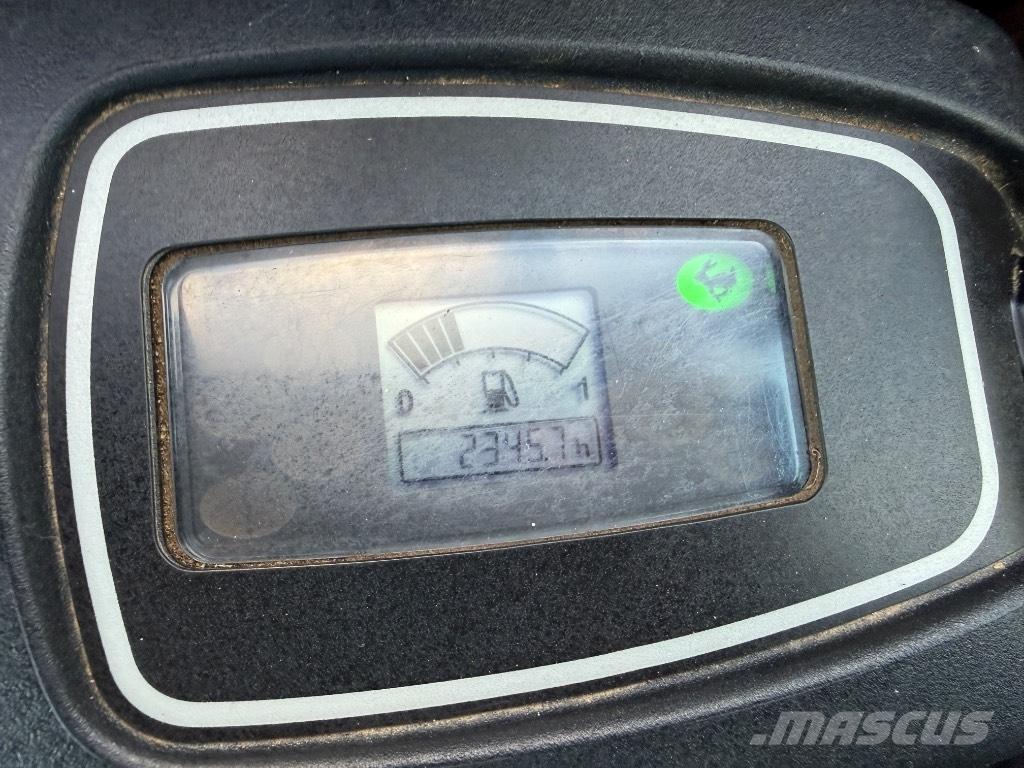 JCB 8026 CTS Minikoparki