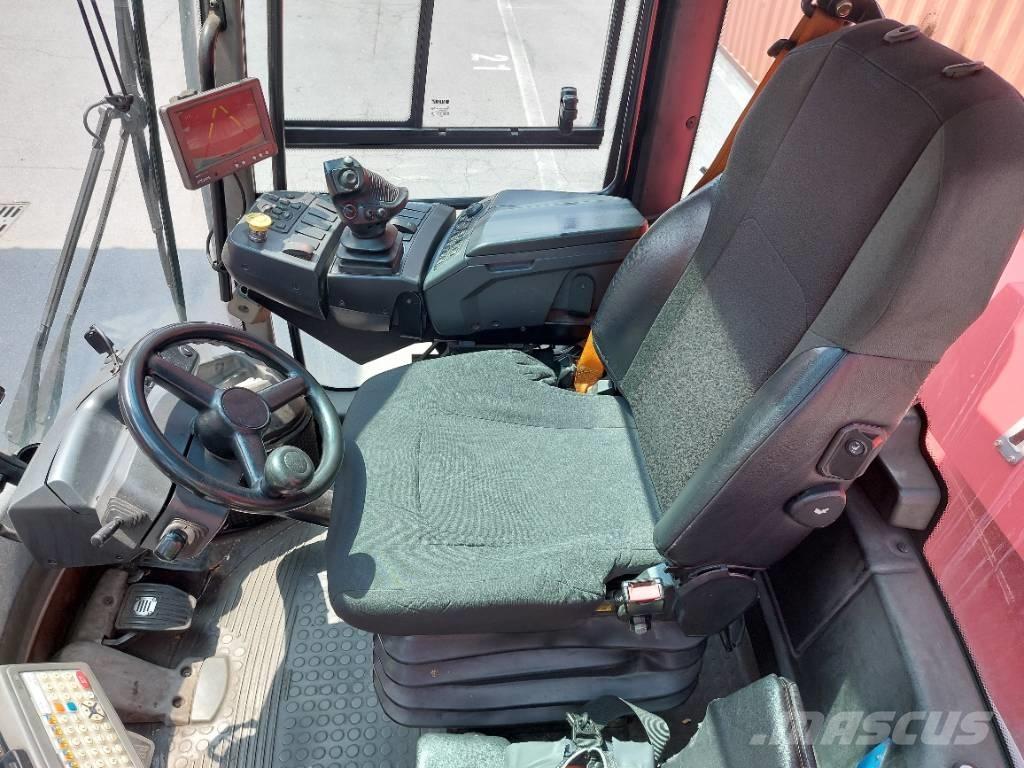 Kalmar DRG450-65S5 Wozy do składowania i transportu kontenerów