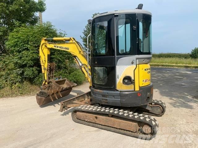 New Holland E 27.2 C Minikoparki