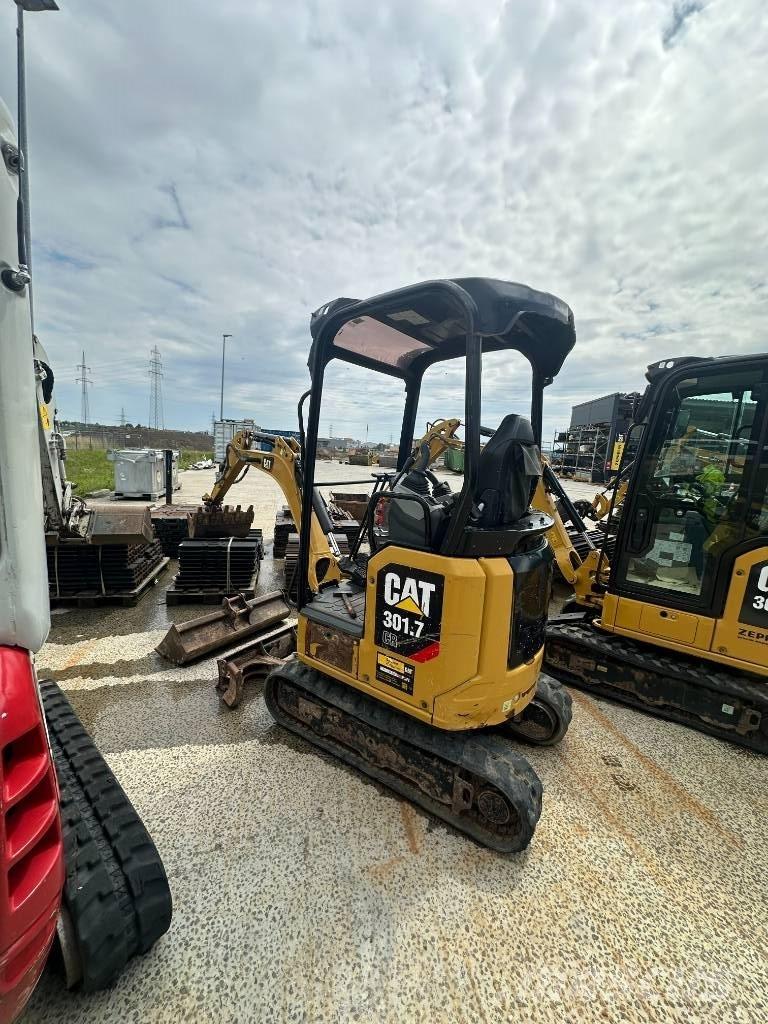 CAT 301.7 Minikoparki