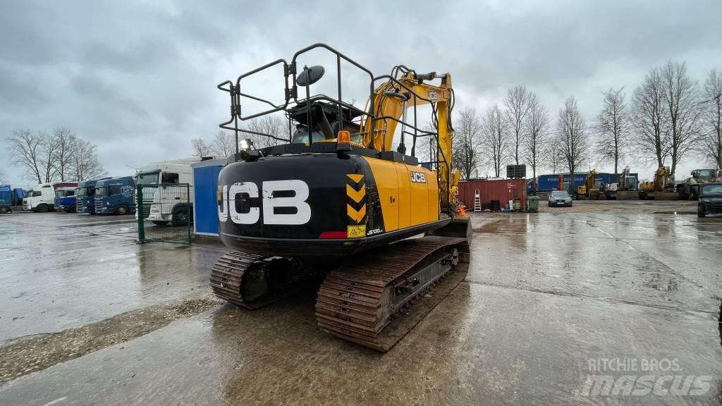 JCB JS 130 LC Koparki gąsienicowe