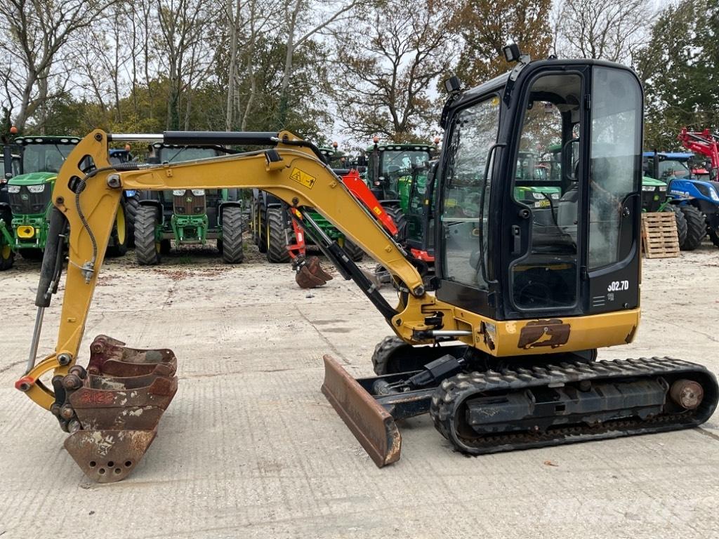 CAT 302.7 D CR Minikoparki