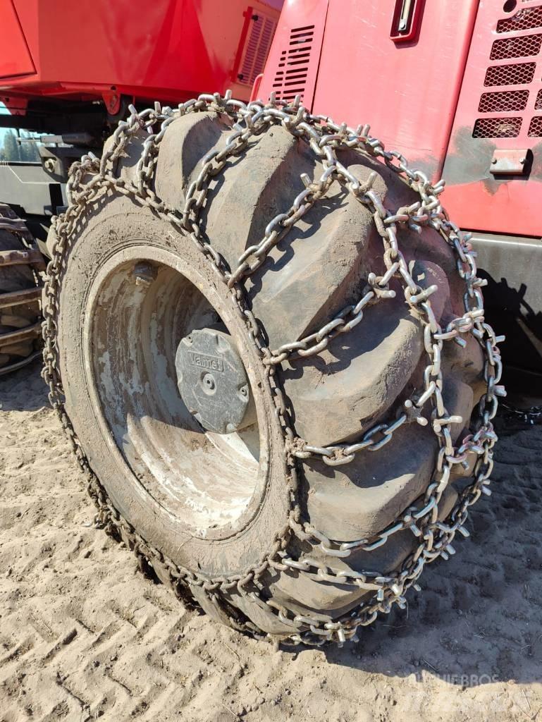 Komatsu 901 TX Harwestery