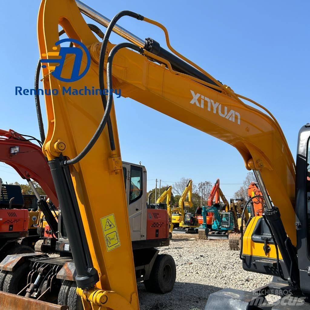 Xinyuan C75W Koparki kołowe