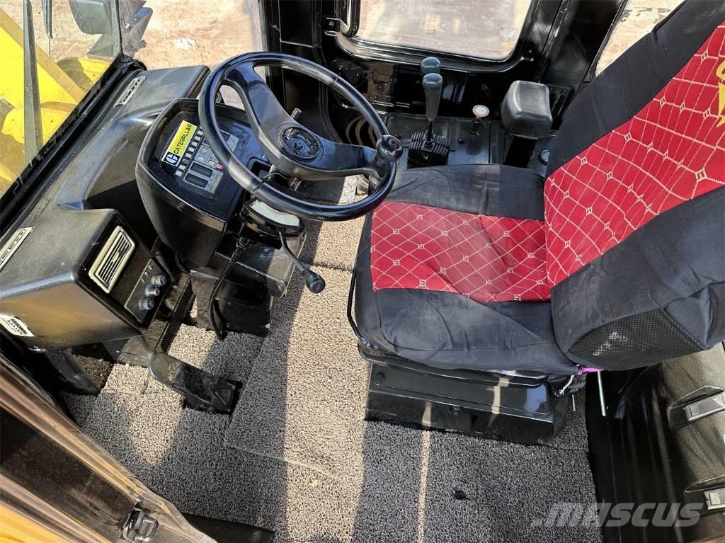 CAT 966 G Ładowarki kołowe