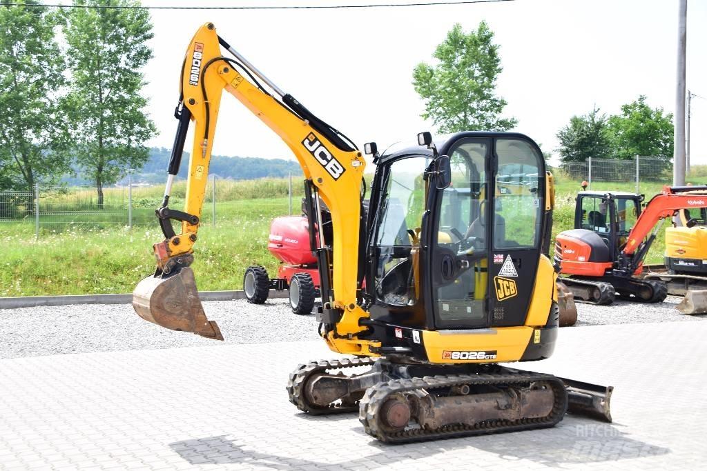 JCB 8026 CTS Minikoparki