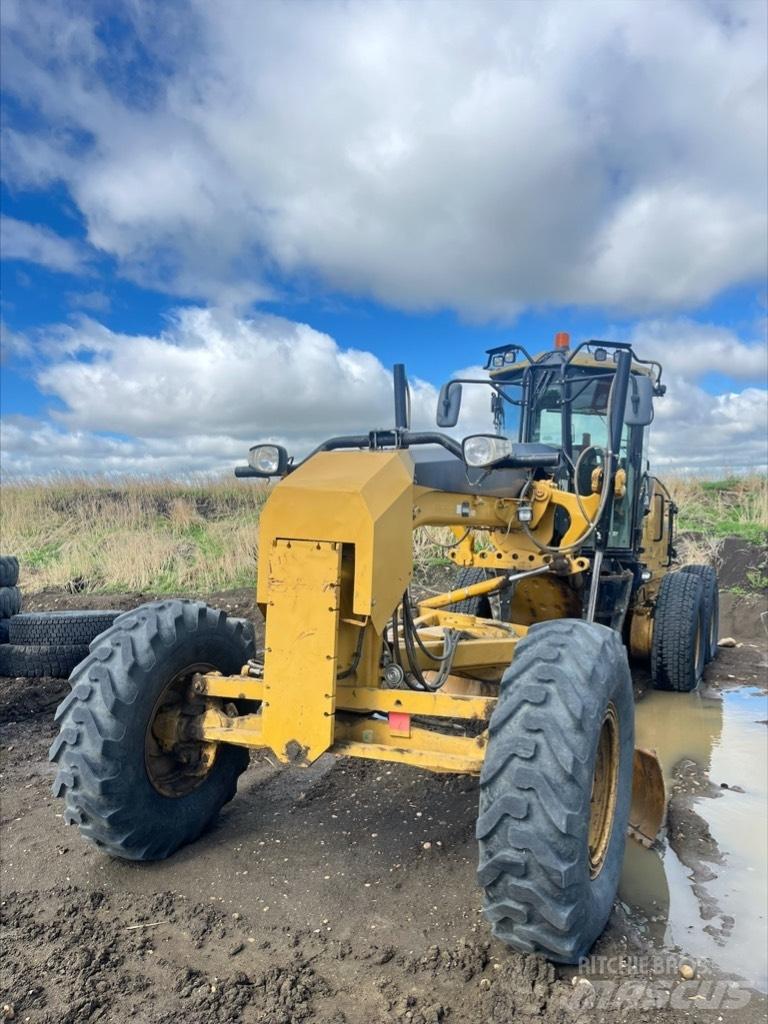 CAT 12 M Równiarki