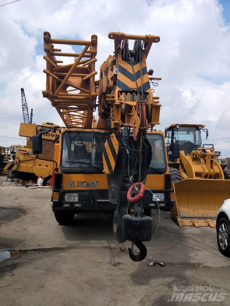 XCMG QY70T Żurawie szosowo-terenowe