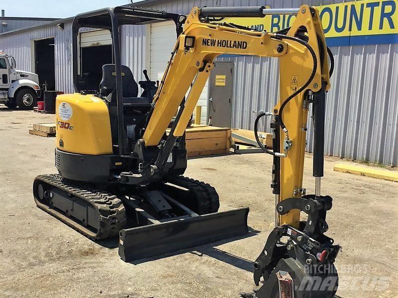 New Holland E30C Minikoparki