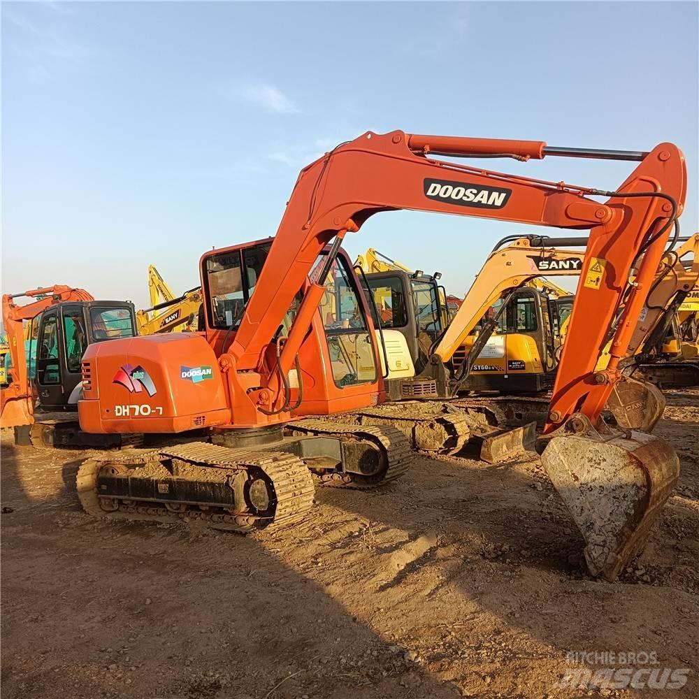 Doosan DH70 Koparki gąsienicowe