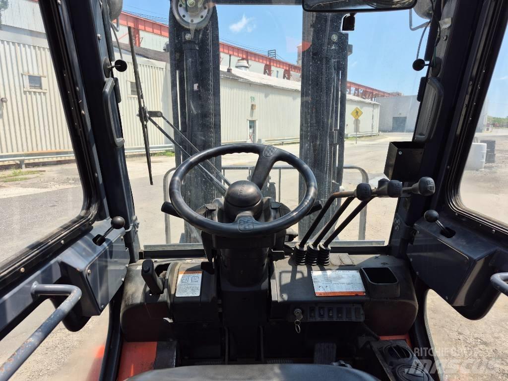 Toyota 7 FGU 25 Wózki widłowe inne