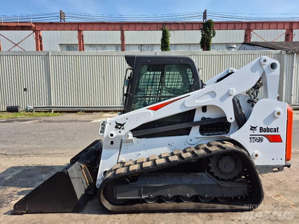 Bobcat T 740 Ładowarki burtowe