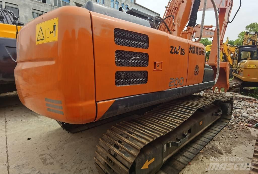 Hitachi ZX 200 Koparki gąsienicowe
