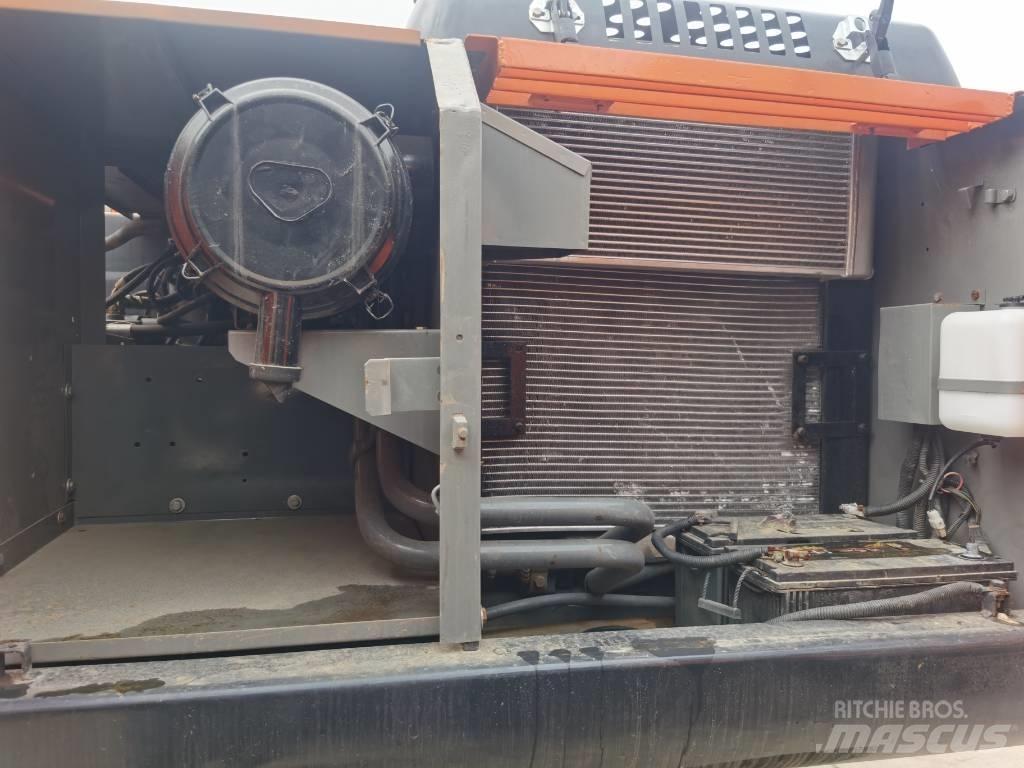 Hitachi ZX 200 Koparki gąsienicowe