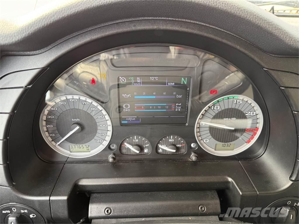 Iveco AS280 6X2 Hakowce