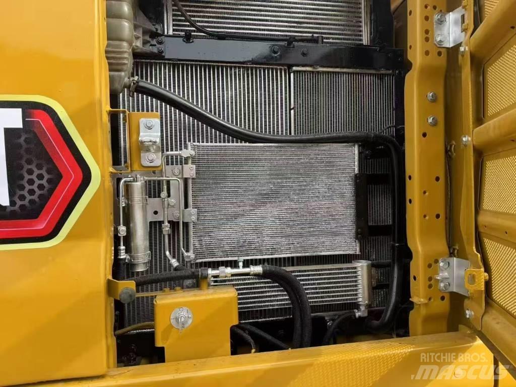 CAT 323GC Koparki gąsienicowe