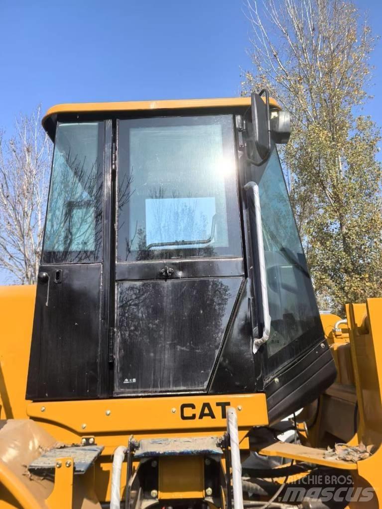 CAT 966H Ładowarki kołowe