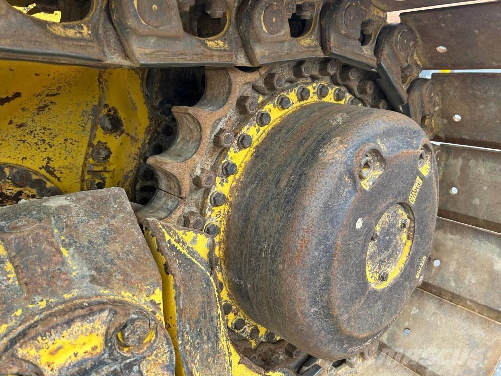 Komatsu D 65 WX-18 Spycharki gąsienicowe
