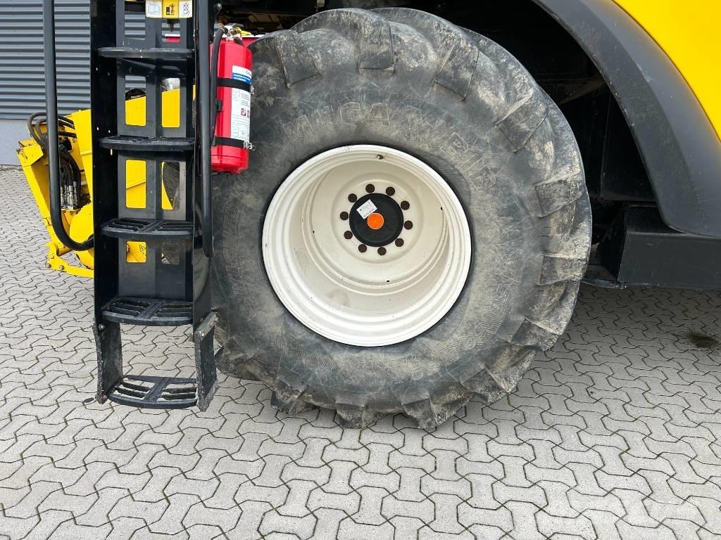 New Holland CR 9080 Kombajny zbożowe