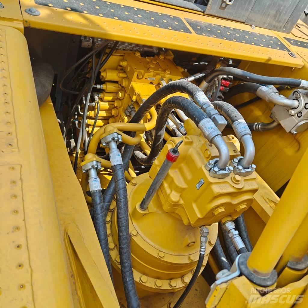 Komatsu 450LC-8 Koparki gąsienicowe