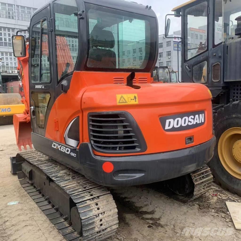 Doosan DX60 Midikoparki  7t - 12t