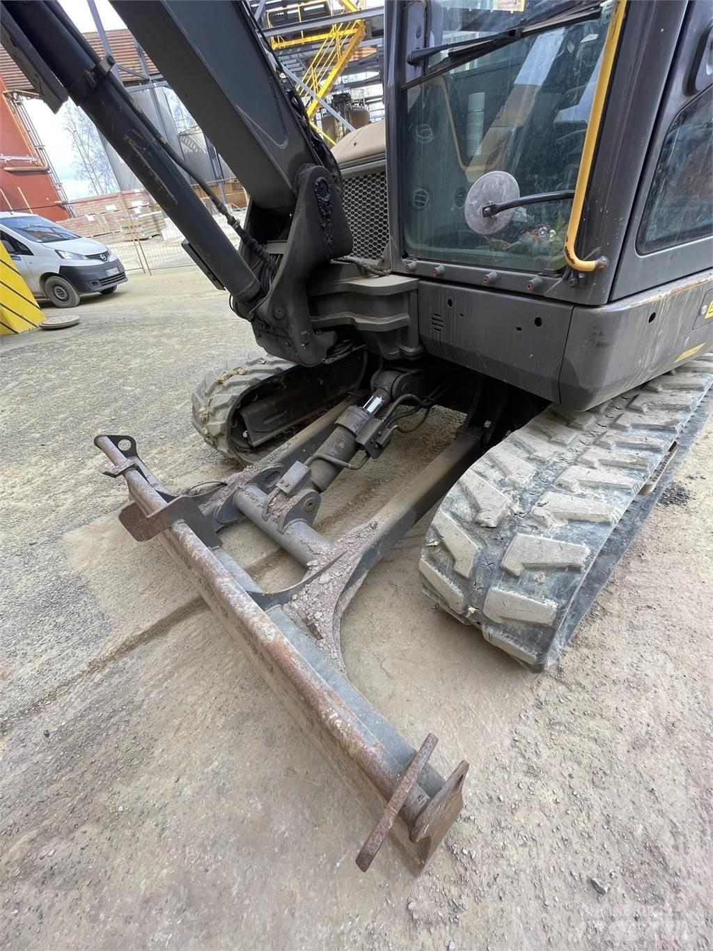 Volvo ECR 88-D Midikoparki  7t - 12t