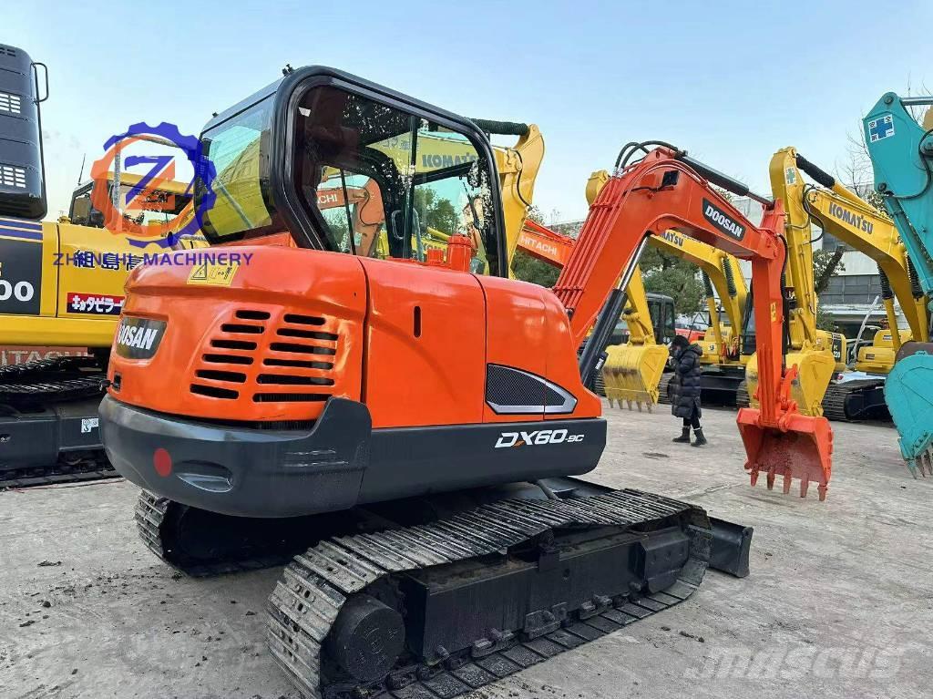 Doosan DX 60 Minikoparki