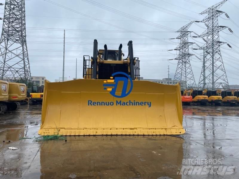 CAT D 10 R Spycharki gąsienicowe