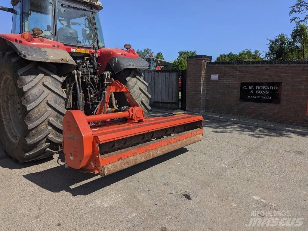 Kubota SE3230 Kosiarki