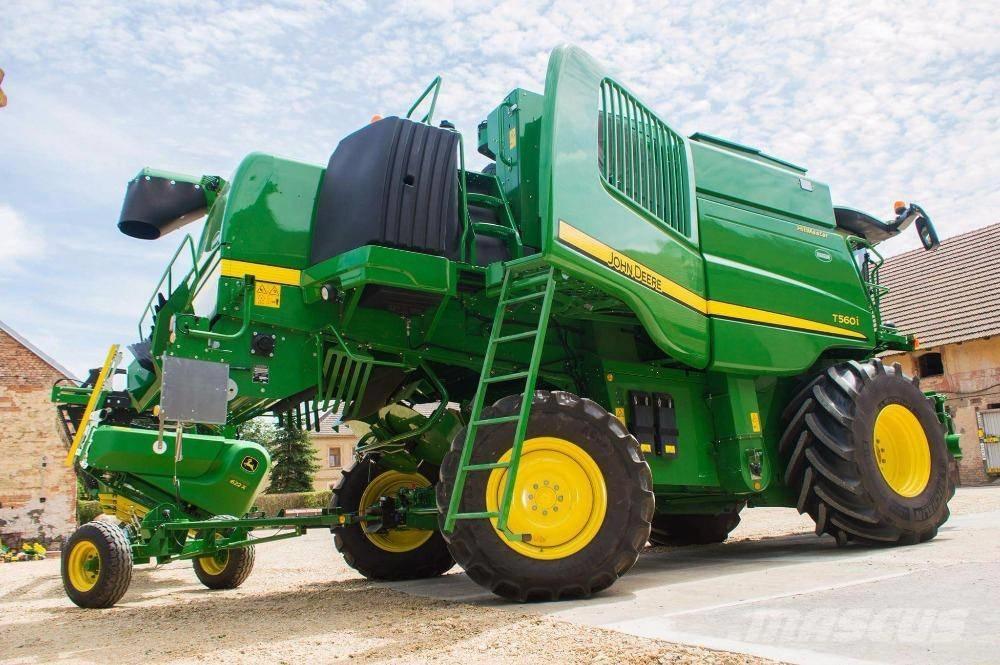 John Deere T 560 i Kombajny zbożowe